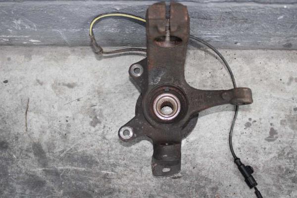 MOYEU AVANT DROIT CITROEN C1 / PEUGEOT 107 / TOYOTA AYGO 2005+ - Vue 2